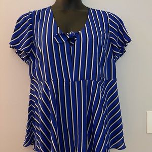 Torrid Size 1 Blouse